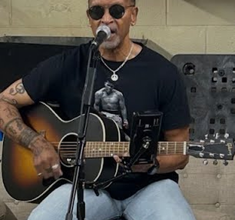 Mike Gaskins performing live music for a private event